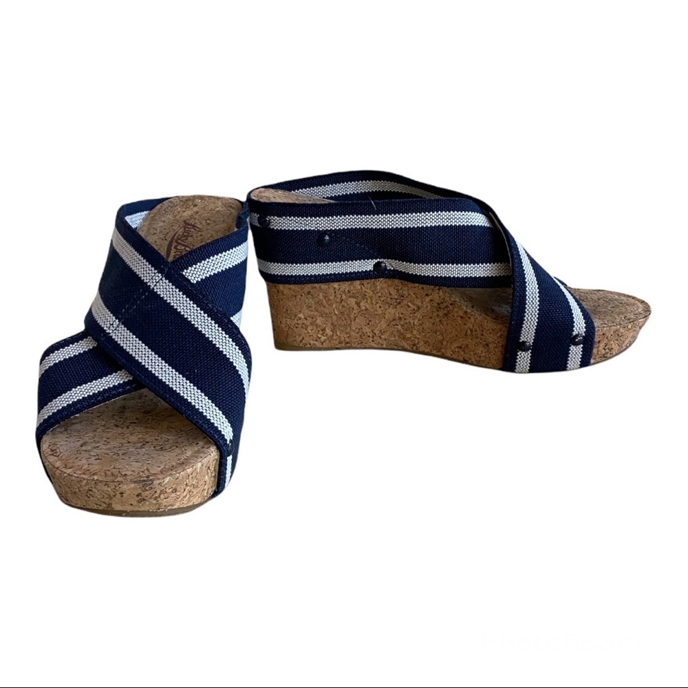Lucky Brand Miller Navy and White Open Toe Wedge Sandal Slides Size 8.5 B